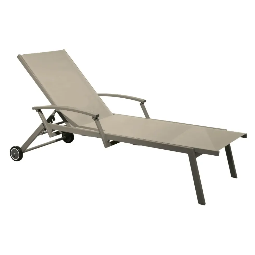 Bain de soleil Oro avec accoudoir coloris beige en aluminium - 190 x 68 x 34 cm