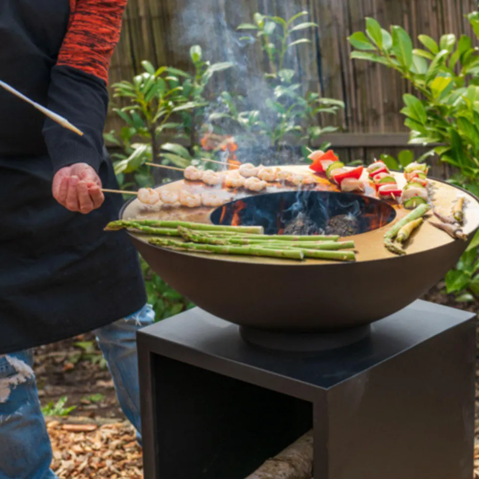 Braséro de cuisson avec housse classic Redfire - 60 cm