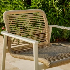 Fauteuil de jardin coloris beige en aluminium et résine Sollya - 71 x 69 x 72 cm