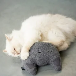 Jouet pour chat coloris gris coussin à remplissage d'herbes Happy Cat D&D Home Zoran - 19 x 5 x 16 cm