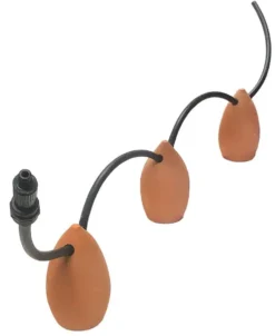 Kit tout équipé d'arrosage autonome en terre cuite Guirland-Oyas® - 1,5 m (3 oyas en taille M)