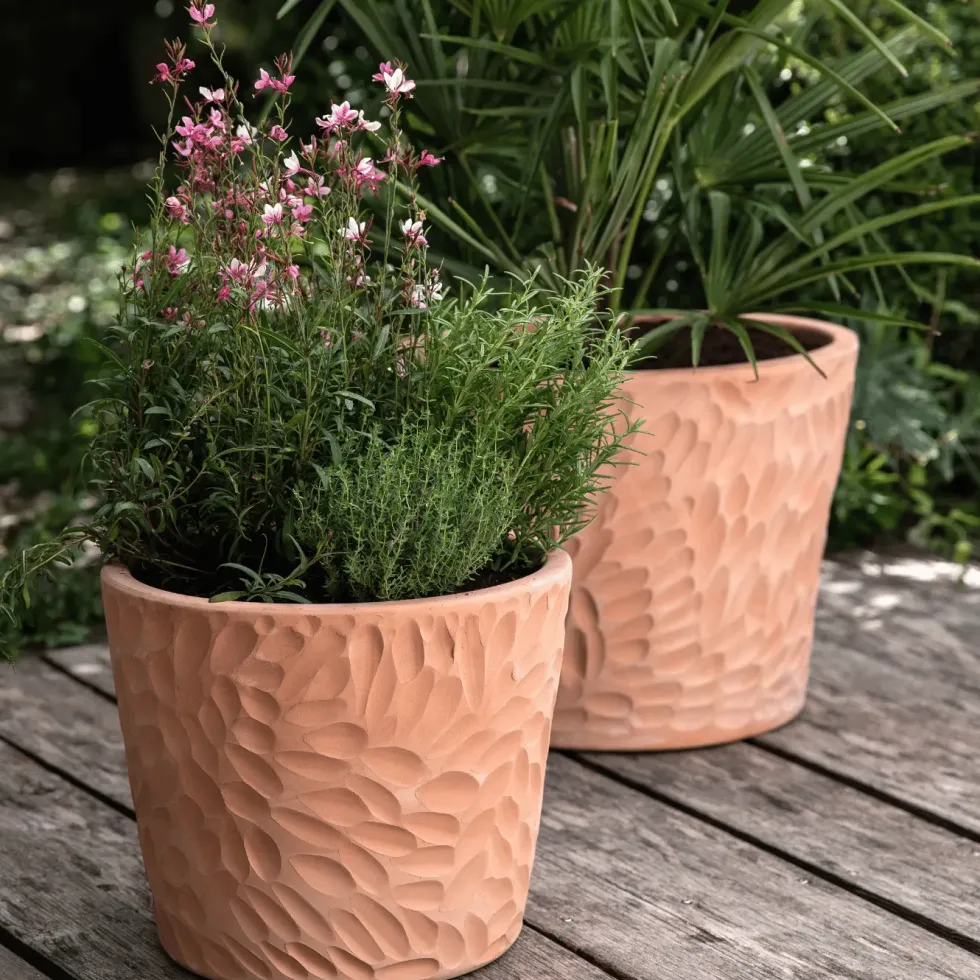 Pot conique en terre cuite coloris beige Poterie du Bousquet Artisan - Ø 55 x H 46 cm
