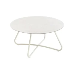 Salon de jardin en acier coloris beige Iris - 4 éléments (canapé, table basse et deux fauteuils)