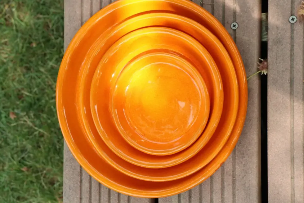 Soucoupe en terre cuite émaillée coloris orange savane Les Poteries d'Albi - Ø 14 x H 2 cm
