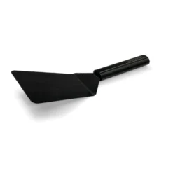 Spatule courte pour plancha coloris noir en titane Forge Adour - 26 x 10 x 0,65 cm