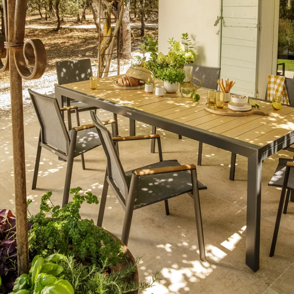 Table Calla naturel avec allonges coloris bois en aluminium - 220/340 x 100 cm